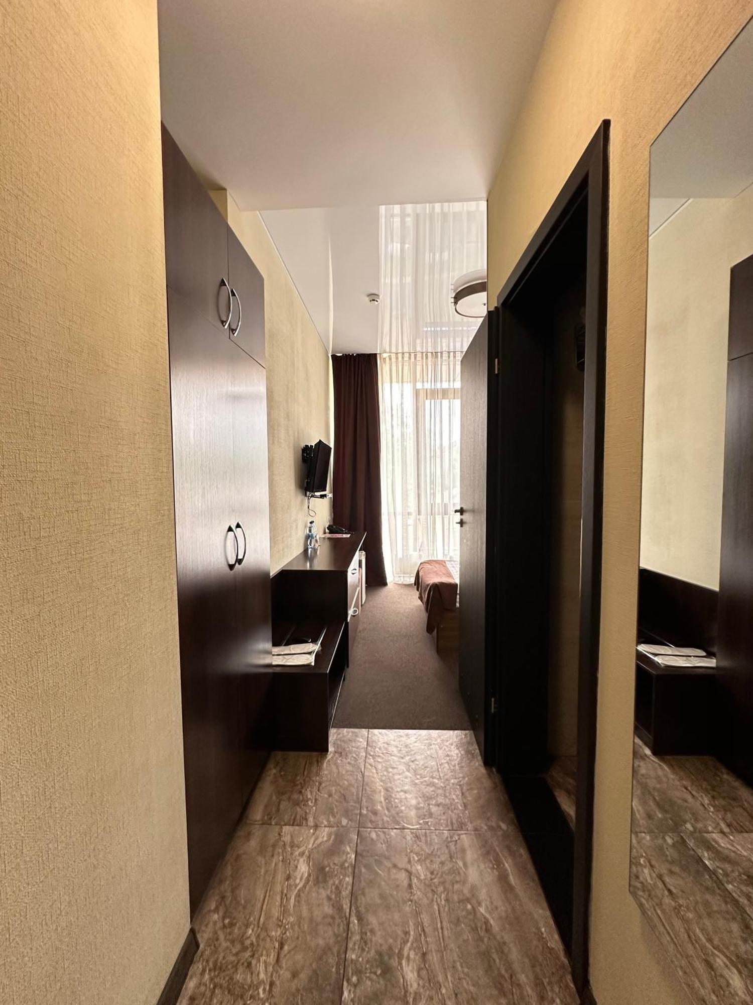 Hotel Atmosphere Poltava Luaran gambar
