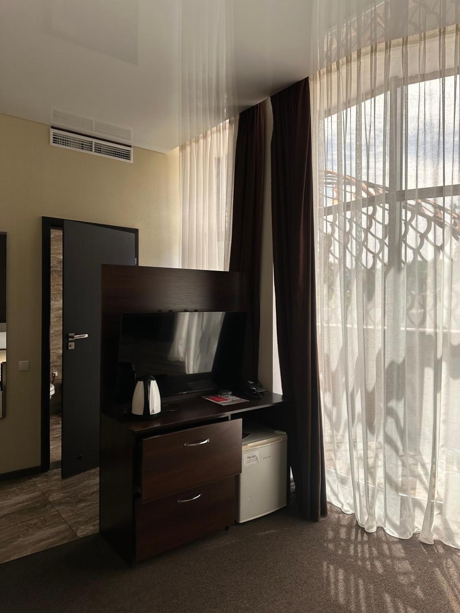 Hotel Atmosphere Poltava Luaran gambar